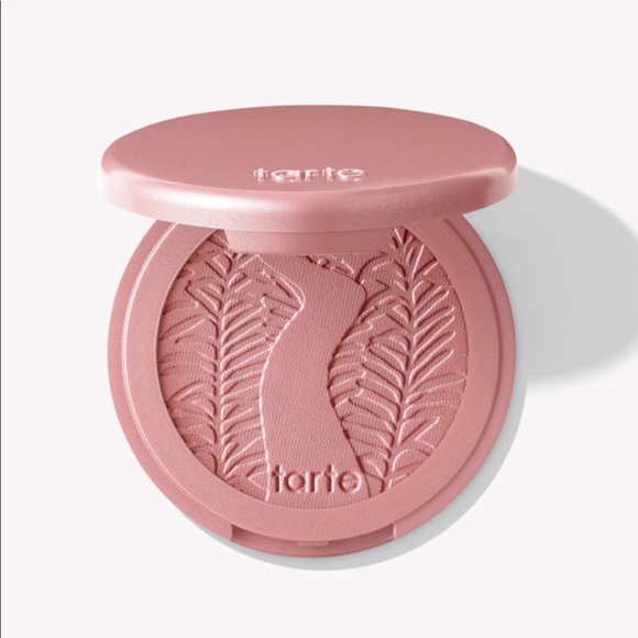 Tarte blush - Picture 1 of 4